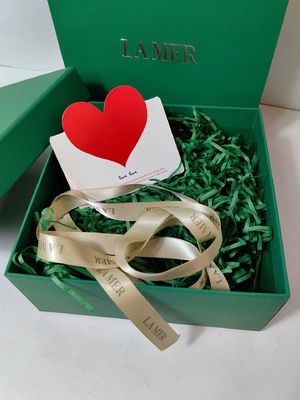 Custom Logo Bracelet Box for Earrings Rings Pendants Bangles Bracelets and Necklaces