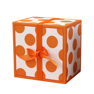 Embossing Deluxe Square Gift Box With Candy Cover And Flowers Printing